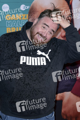 Filmpremiere 'Ganzer halber Bruder' in Köln