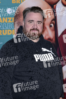 Filmpremiere 'Ganzer halber Bruder' in Köln