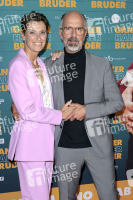 Filmpremiere 'Ganzer halber Bruder' in Köln