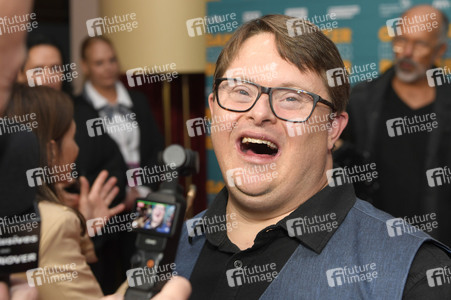 Filmpremiere 'Ganzer halber Bruder' in Hannover