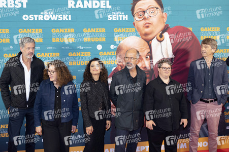 Filmpremiere 'Ganzer halber Bruder' in Hamburg