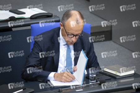 25. Sitzung des Deutschen Bundestages in Berlin