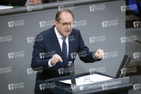 25. Sitzung des Deutschen Bundestages in Berlin