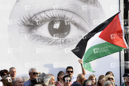 Opening Ceremony und Filmpremiere '21 Nächte', San Sebastian International Film Festival