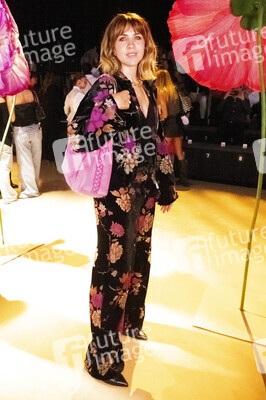 Lola Casademunt by Maite Fashion Show auf der Mercedes-Benz Fashion Week Madrid