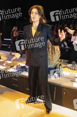 Lola Casademunt by Maite Fashion Show auf der Mercedes-Benz Fashion Week Madrid