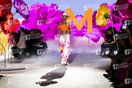 Lola Casademunt by Maite Fashion Show auf der Mercedes-Benz Fashion Week Madrid