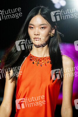 Lola Casademunt by Maite Fashion Show auf der Mercedes-Benz Fashion Week Madrid