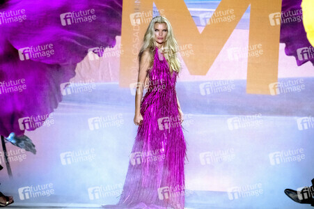 Lola Casademunt by Maite Fashion Show auf der Mercedes-Benz Fashion Week Madrid