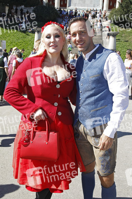 Hayley Hasselhoff auf dem Oktoberfest 2025 in München