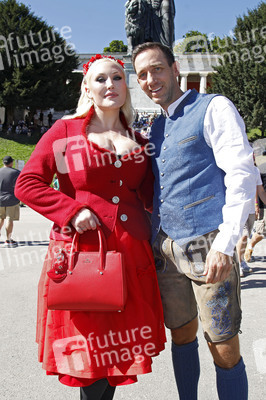 Hayley Hasselhoff auf dem Oktoberfest 2025 in München