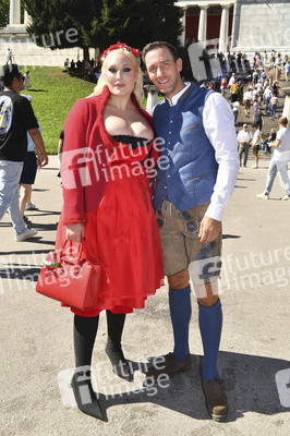 Hayley Hasselhoff auf dem Oktoberfest 2025 in München