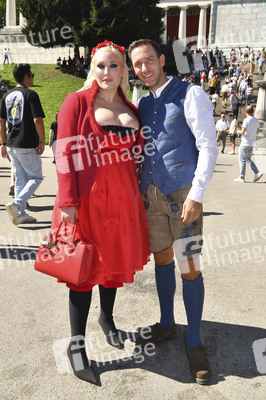 Hayley Hasselhoff auf dem Oktoberfest 2025 in München