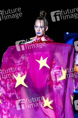 Agatha Ruiz de la Prada Fashion Show auf der Mercedes-Benz Fashion Week Madrid