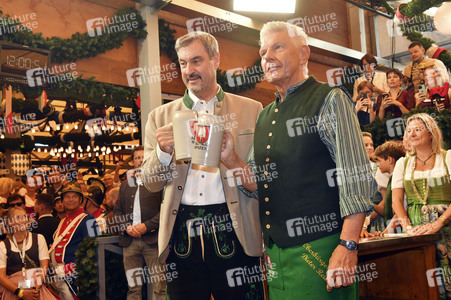 Wiesn Anstich im Schottenhamel Festzelt auf dem Oktoberfest 2025 in München
