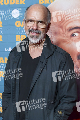 Filmpremiere 'Ganzer halber Bruder' in Hannover