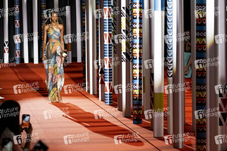 Dolores Cortés Fashion Show auf der Merceds-Benz Fashion Week M