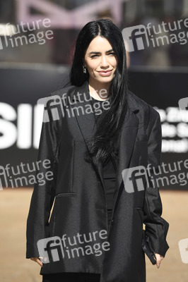 Ankunft von Lali Espósito auf dem San Sebastian International Film Festival 2025