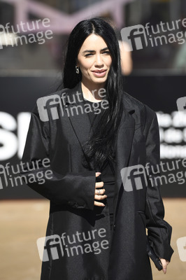 Ankunft von Lali Espósito auf dem San Sebastian International Film Festival 2025