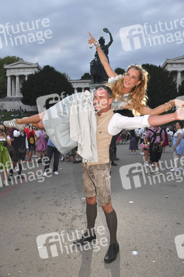 Almauftrieb beim Oktoberfest 2025 in München