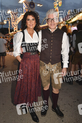 Almauftrieb beim Oktoberfest 2025 in München