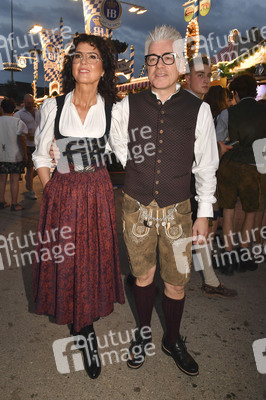 Almauftrieb beim Oktoberfest 2025 in München