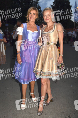 Almauftrieb beim Oktoberfest 2025 in München