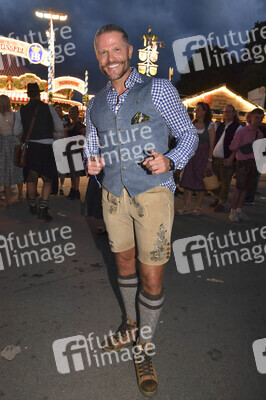 Almauftrieb beim Oktoberfest 2025 in München