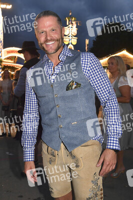 Almauftrieb beim Oktoberfest 2025 in München