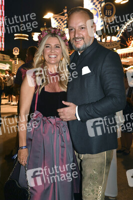 Almauftrieb beim Oktoberfest 2025 in München