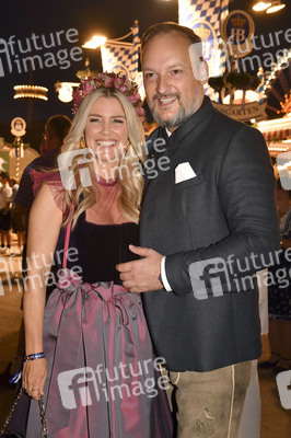 Almauftrieb beim Oktoberfest 2025 in München