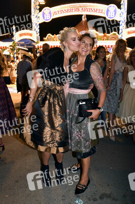 Almauftrieb beim Oktoberfest 2025 in München