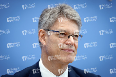 Bundespressekonferenz 'Eckpunkte zur Reform der Deutschen Bahn' in Berlin