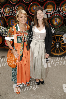 Regines Damenwiesn beim Oktoberfest 2025 in München
