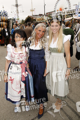 Regines Damenwiesn beim Oktoberfest 2025 in München