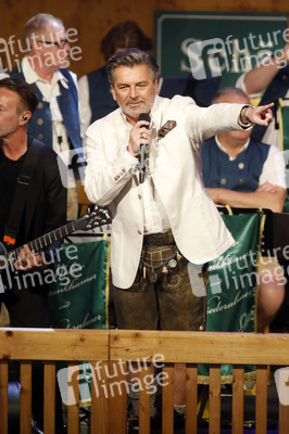 Regines Damenwiesn beim Oktoberfest 2025 in München