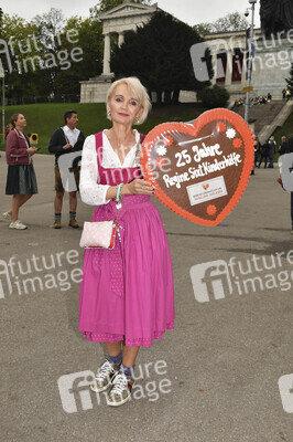 Regines Damenwiesn beim Oktoberfest 2025 in München