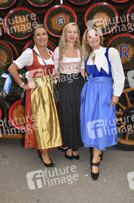 Regines Damenwiesn beim Oktoberfest 2025 in München