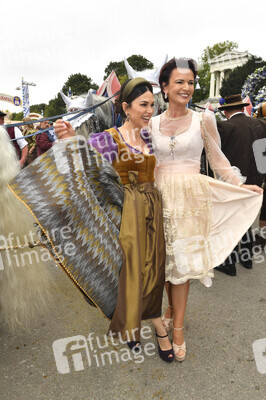 Regines Damenwiesn beim Oktoberfest 2025 in München