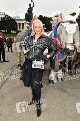 Regines Damenwiesn beim Oktoberfest 2025 in München