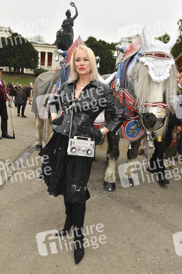 Regines Damenwiesn beim Oktoberfest 2025 in München
