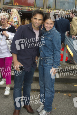 Theaterpremiere 'Miss Merkel - Mord in der Uckermark' in Berlin