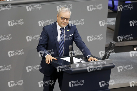 26. Sitzung des Deutschen Bundestages in Berlin