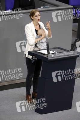 26. Sitzung des Deutschen Bundestages in Berlin