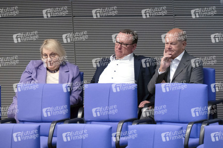 27. Sitzung des Deutschen Bundestages in Berlin