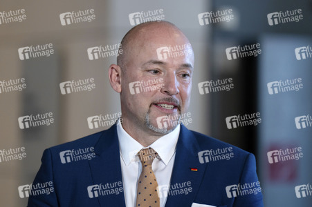 27. Sitzung des Deutschen Bundestages in Berlin