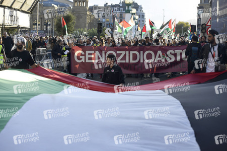 Palästina-Solidaritätsdemo auf dem San Sebastian International Film Festival 2025