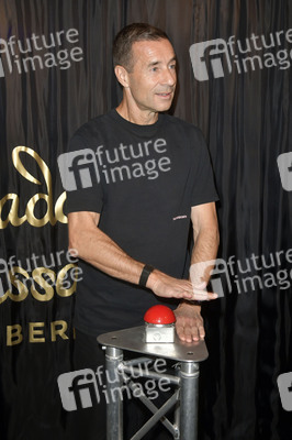 Kai Pflaume bei der Präsentaion seiner Wachsfigur in Berlin