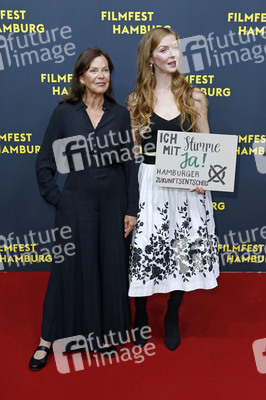 Festivaleröffnung und Filmpremiere 'Lovely Day', Filmfest Hamburg 2025