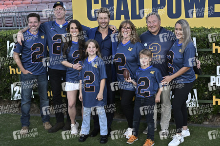 Serienpremiere 'Chad Powers' in Pasadena